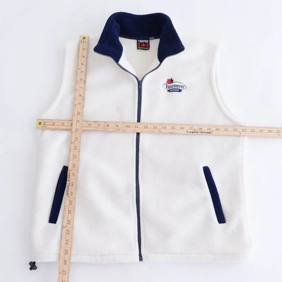 90S Teepee Blue And White Embroidered Vancouver Canada Zip Up Fleece Vest Medium - Picture 4 of 9